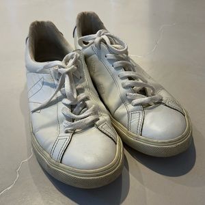 Veja white leather sneaker